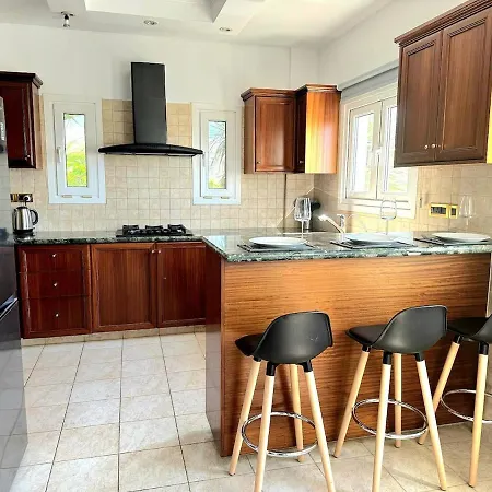 Villa Serenity Pool & Garden