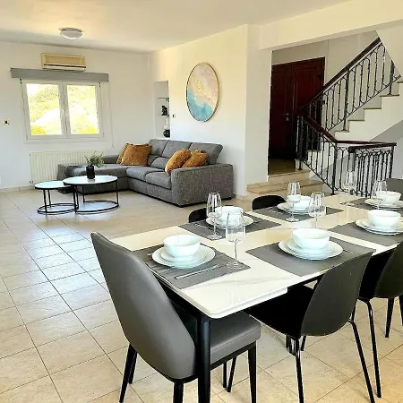 Serenity Pool & Garden