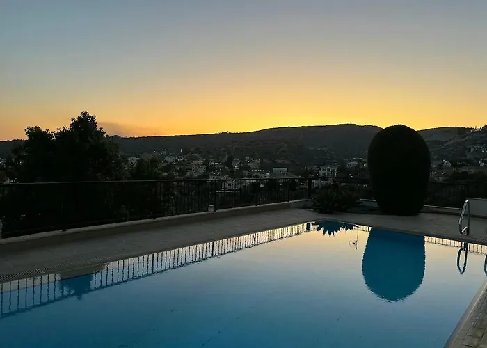 Villa Serenity Pool & Garden Limassol