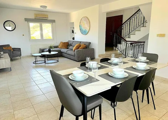 Serenity Pool & Garden