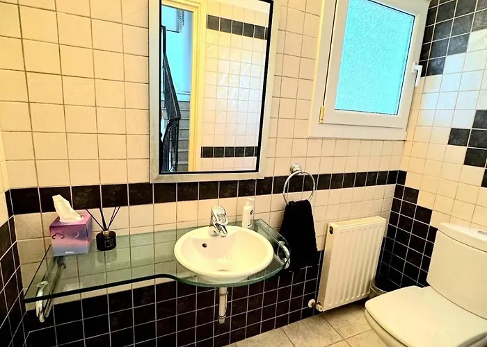 Serenity Pool & Garden Villa Limassol